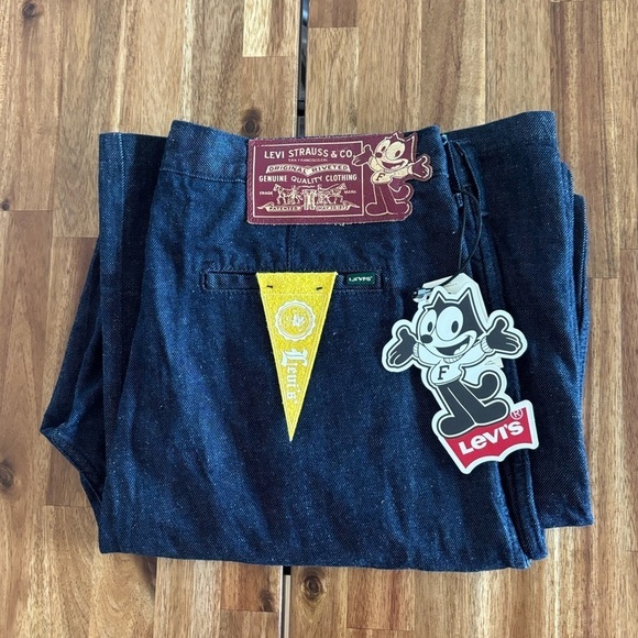 LEVI’S premium High Rise Loose fit wide leg denim jeans Felix Cat. Sz 32x32. NWT - Picture 2 of 16